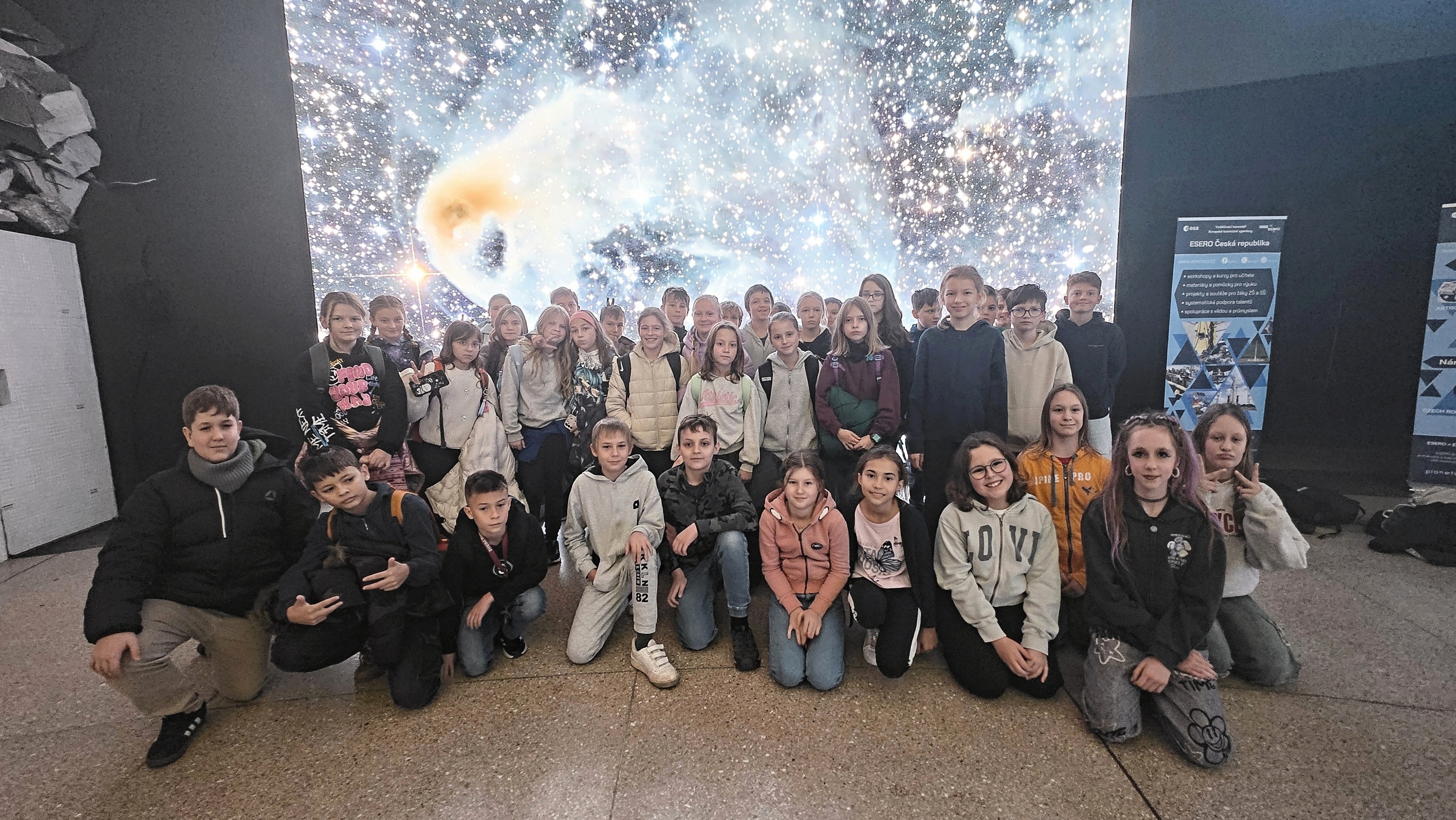 Třídy 5. A a 5. C dobyly vesmír v Praze!